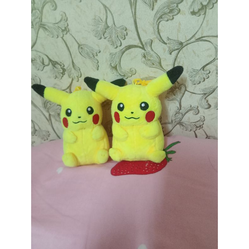 Gấu bông móc khoá pikachu