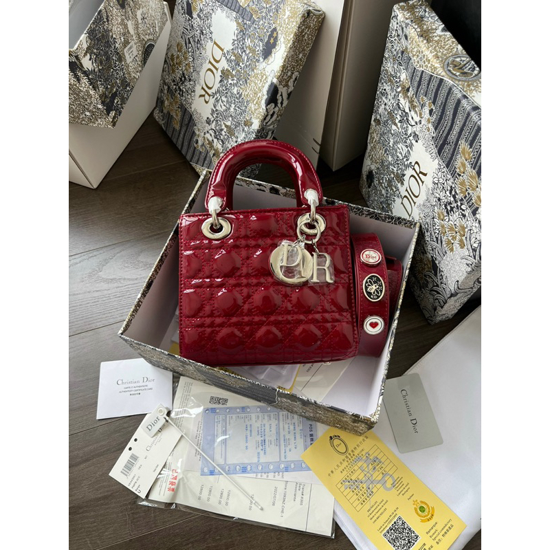 Túi da bóng dây bản to đính trang trí