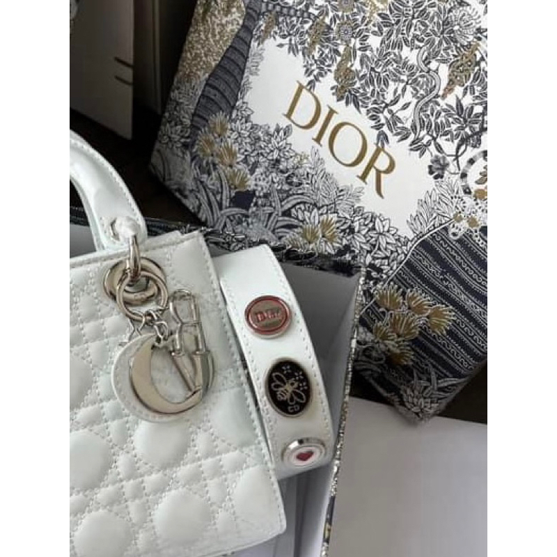 Túi da bóng dây bản to đính trang trí