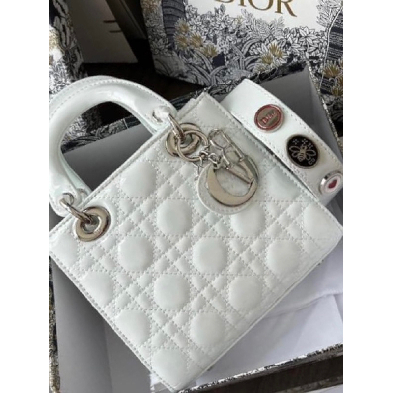 Túi da bóng dây bản to đính trang trí