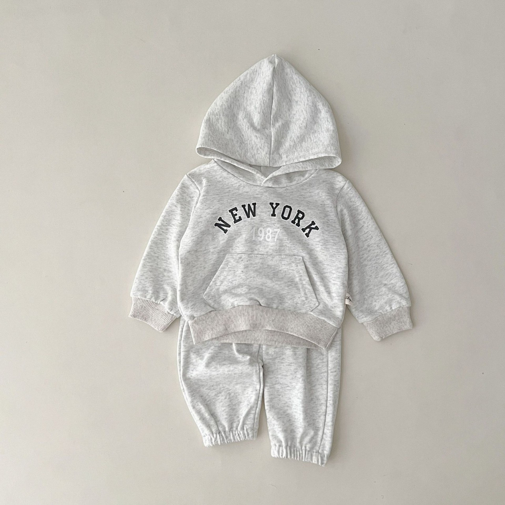 BỘ QUẦN ÁO NEW YORK CHẤT NỈ DA CÁ CHO BÉ TRAI BÉ GÁI MẶC THU ĐÔNG 8-18KG