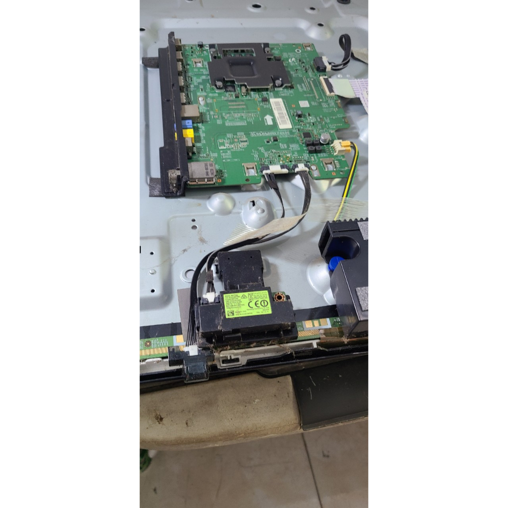 Bo khiển tivi Samsung 43in, model : UA43N-5500AK, máy hư màn rả bo bán