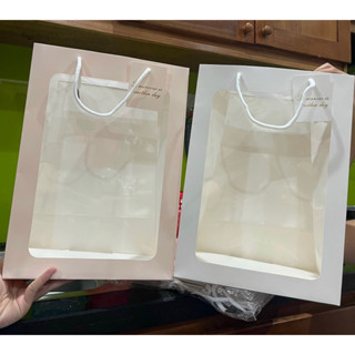 Túi kính đựng hoa như mẫu