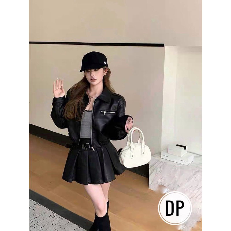 Set áo khoác da croptop+chân váy da xếp ly có đai