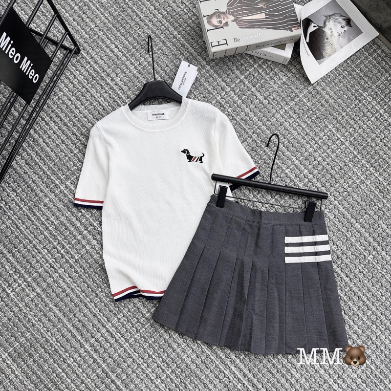 Set áo len Thom mix chân váy ghi hot hit