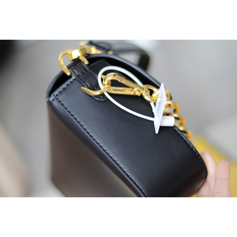 Túi dây xích đeo vai hoặc đeo chép