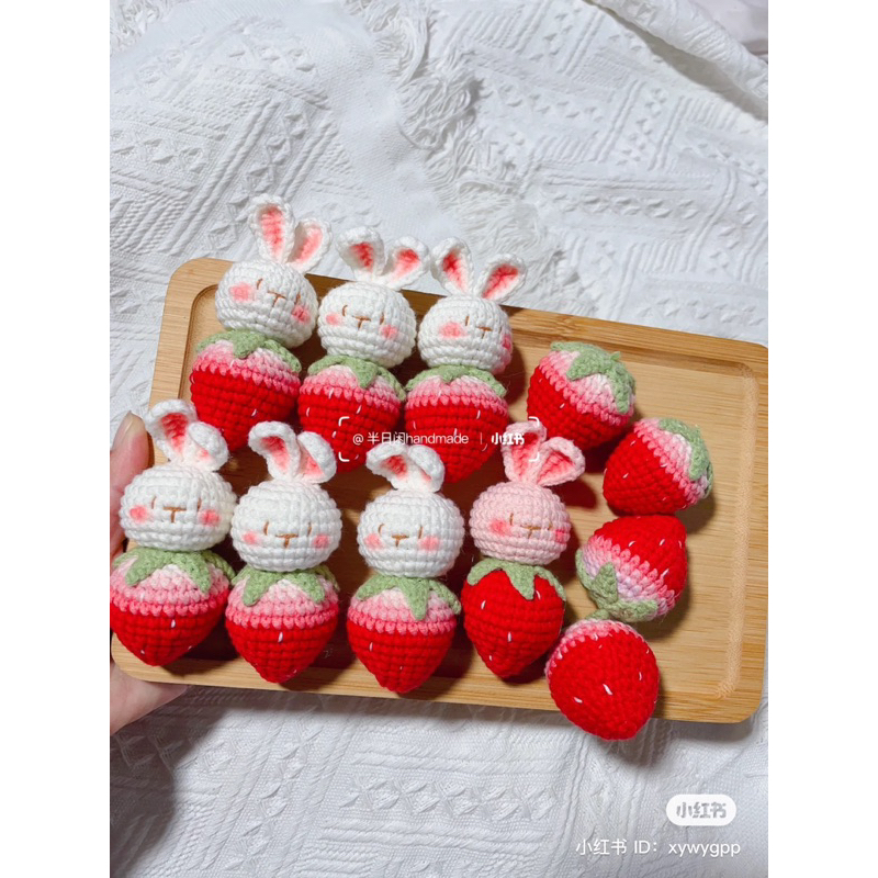 DIY Móc khoá hình thỏ dâu bằng len Handmade