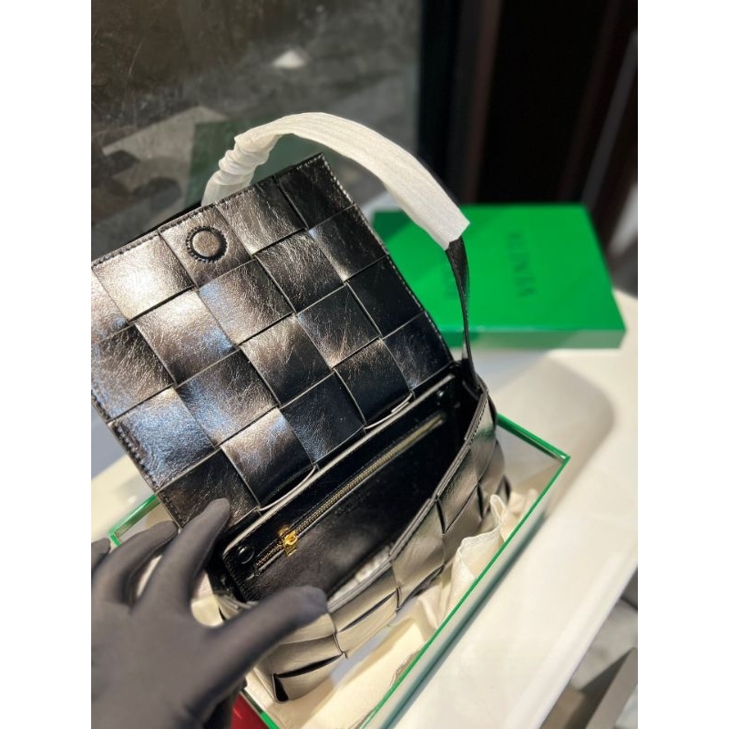 TÚI B0TTEGA C@SSETTE.