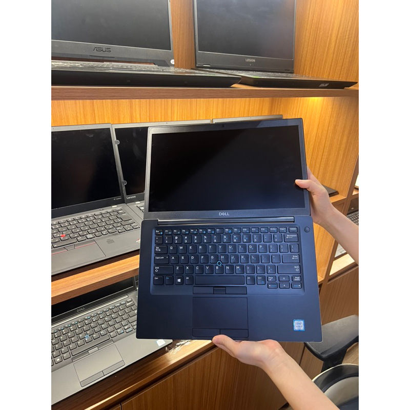 Laptop Dell Latitude 7490 Core i7-Gen 8 Ram 16G SSD 256 Màn Full HD Đẹp 99% Bất Chấp Giá Zin mỹ