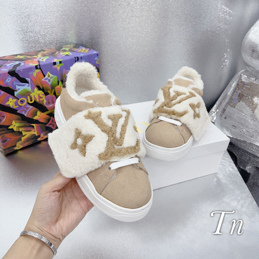 GIÀY THỂ THAO LV LÔNG