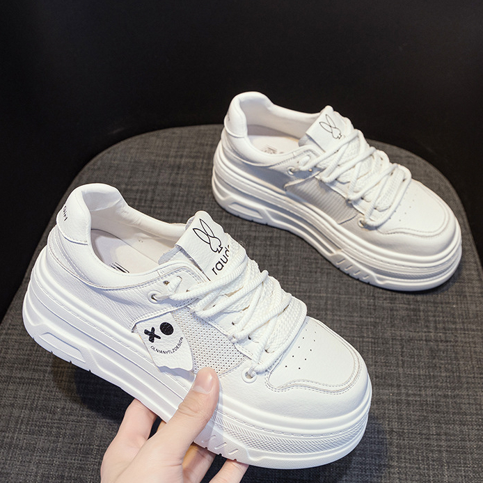 Giày thể thao nữ độn đế, Giày trắng nữ đế dày tăng chiều cao giày thể thao nữ đế bằng siêu nhẹ