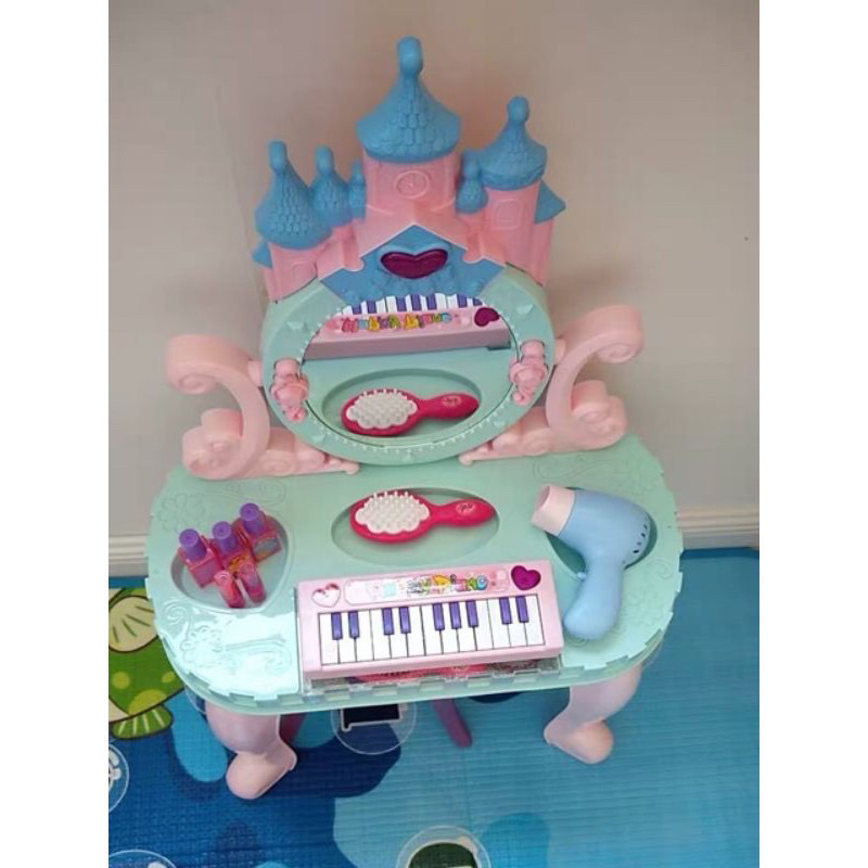 Đồ Chơi Bàn Trang Điểm Lâu Đài Kèm Đàn Gồm 25 Chi Tiết Cho Bé Hãng Baostore
