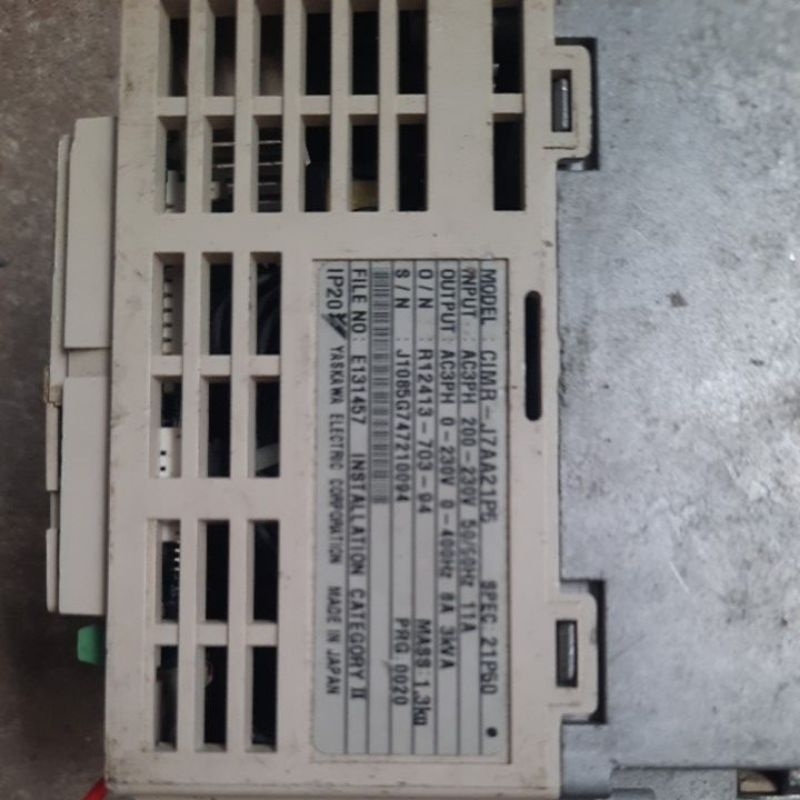 Biến tần yaskawa 220v/2hp