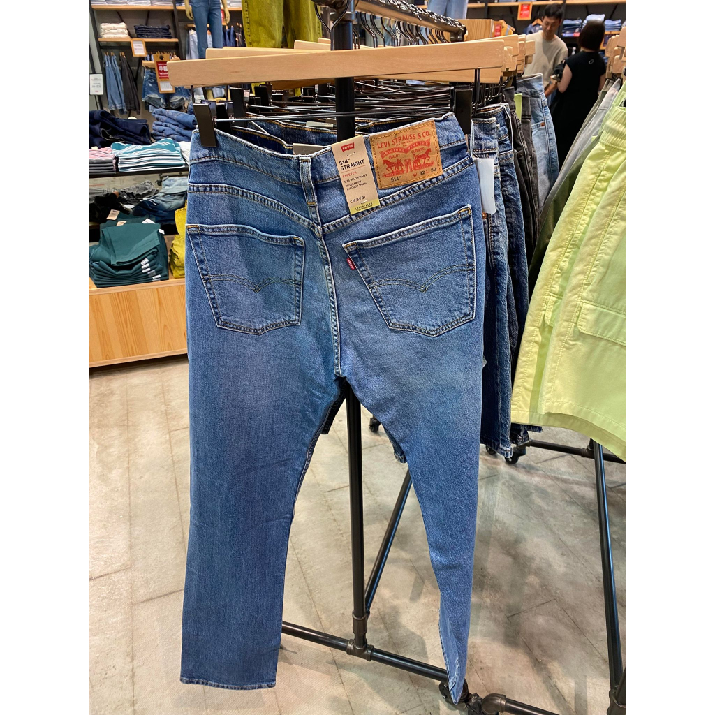 Levi's TAPER FIT sẵn size 30 32