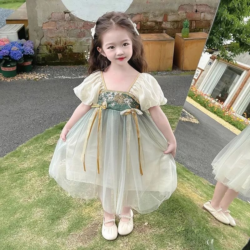 Đầm bé gái, đầm cổ trang thêu hoa siêu xinh cho bé đi chơi đi tiệc chụp hình dã ngoại