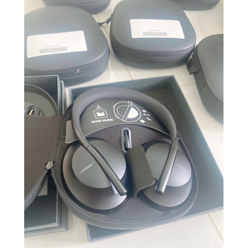 Tai nghe Bose Noise Cancelling Headphones 700 Bản đặc biệt