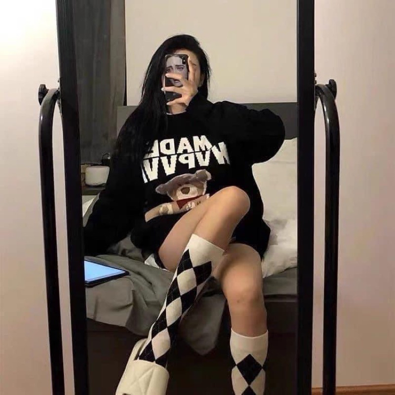 Áo len gấu hottrend 2023