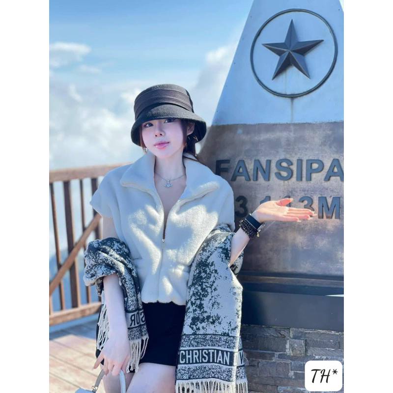 ÁO GILE LÔNG PRA-DA DÁNG NGẮN TAG MAC CHUẨN HÀNG QCL1