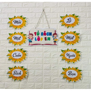 Trang trí thư viện - set tủ sách và hoa hướng dương