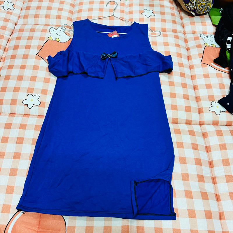 Đầm nữ rớt vai màu xanh coban