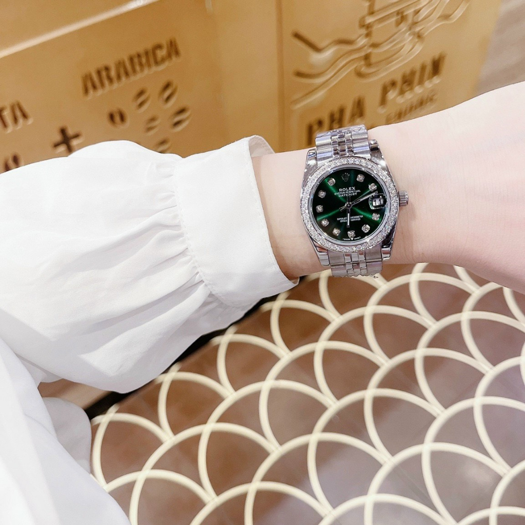 Đồng hồ nữ Rolex DateJust 32mm máy quartz, viền đá CZ