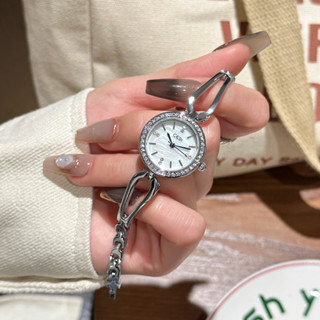 Đồng Hồ Nữ Chính Hãng Gedi 8841 Dây Thép Mặt Tròn Size Bé Phù Hợp Cổ Tay Nhỏ Chống Nước 3ATM Bảo Hành 12 Tháng