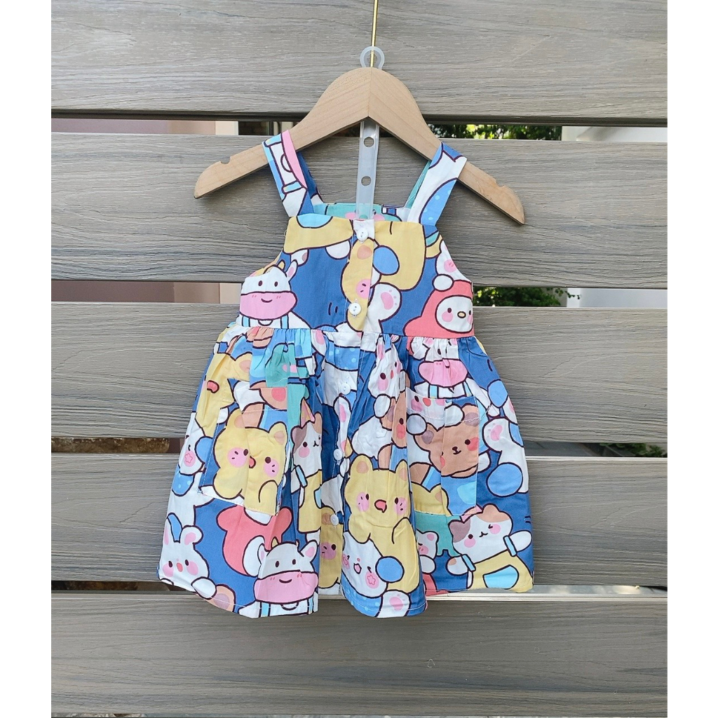 Váy thô cổ vuông, 2 dây bản to, váy cúc khuy cho bé dễ mặc