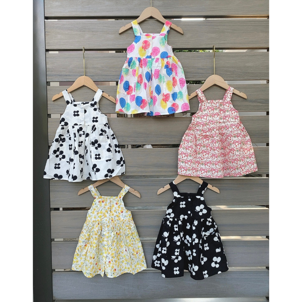Váy thô cổ vuông, 2 dây bản to, váy cúc khuy cho bé dễ mặc