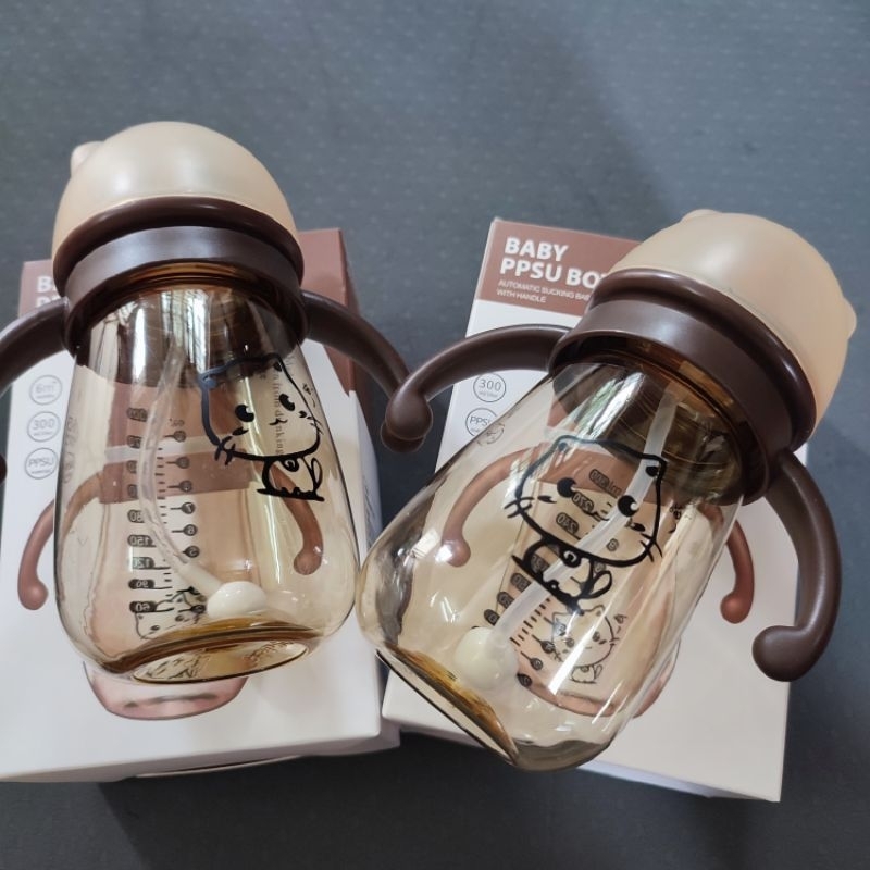 Bình sữa Mèo Kitty PPSU 330ml có van chống sặc và tay cầm