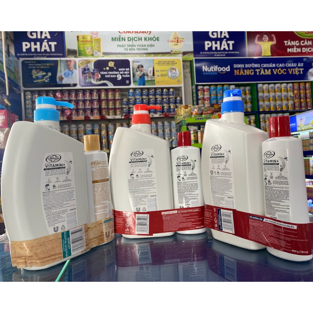 Sữa tắm Lifebuoy chai 800g TẶNG KÈM chai 200g