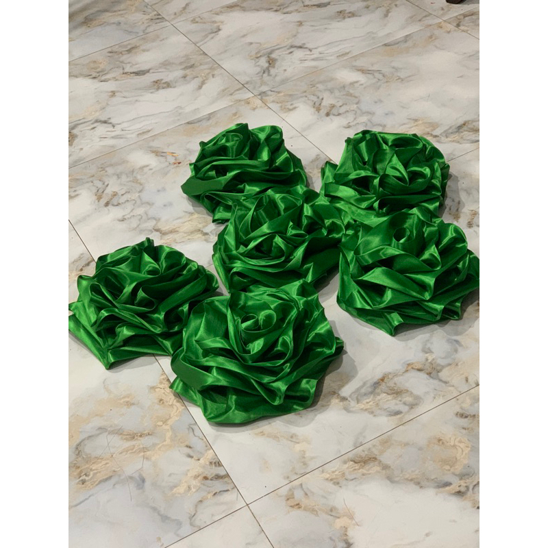 Combo bông và băng khánh thành 10 người cắt