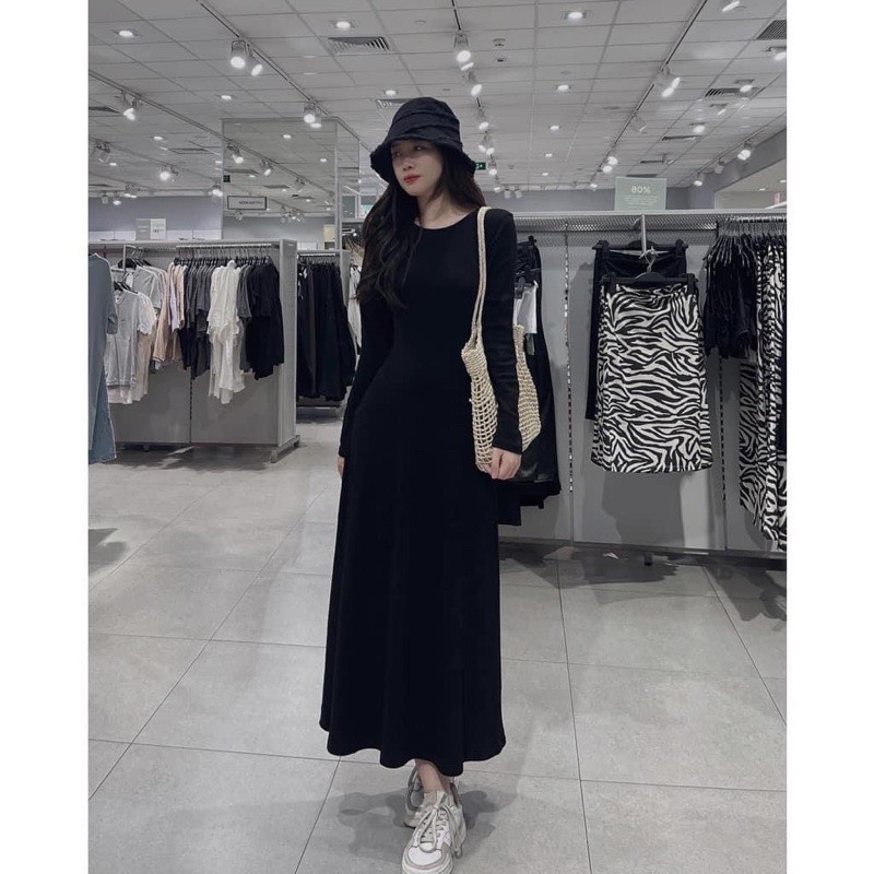 Váy maxi cổ tròn dài tay vải thun tăm co giãn dày dặn,váy dáng dài xoè thun zip hàn hack dáng-Vaydangdaichatthunzip188
