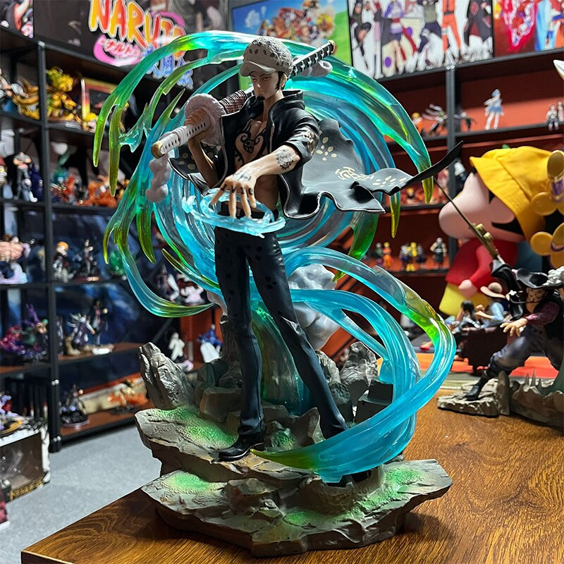 MH93 - Mô Hình Cao Cấp Trafalgar D. Water Law Thức Tỉnh Cao 43cm - Mô Hình One Piece