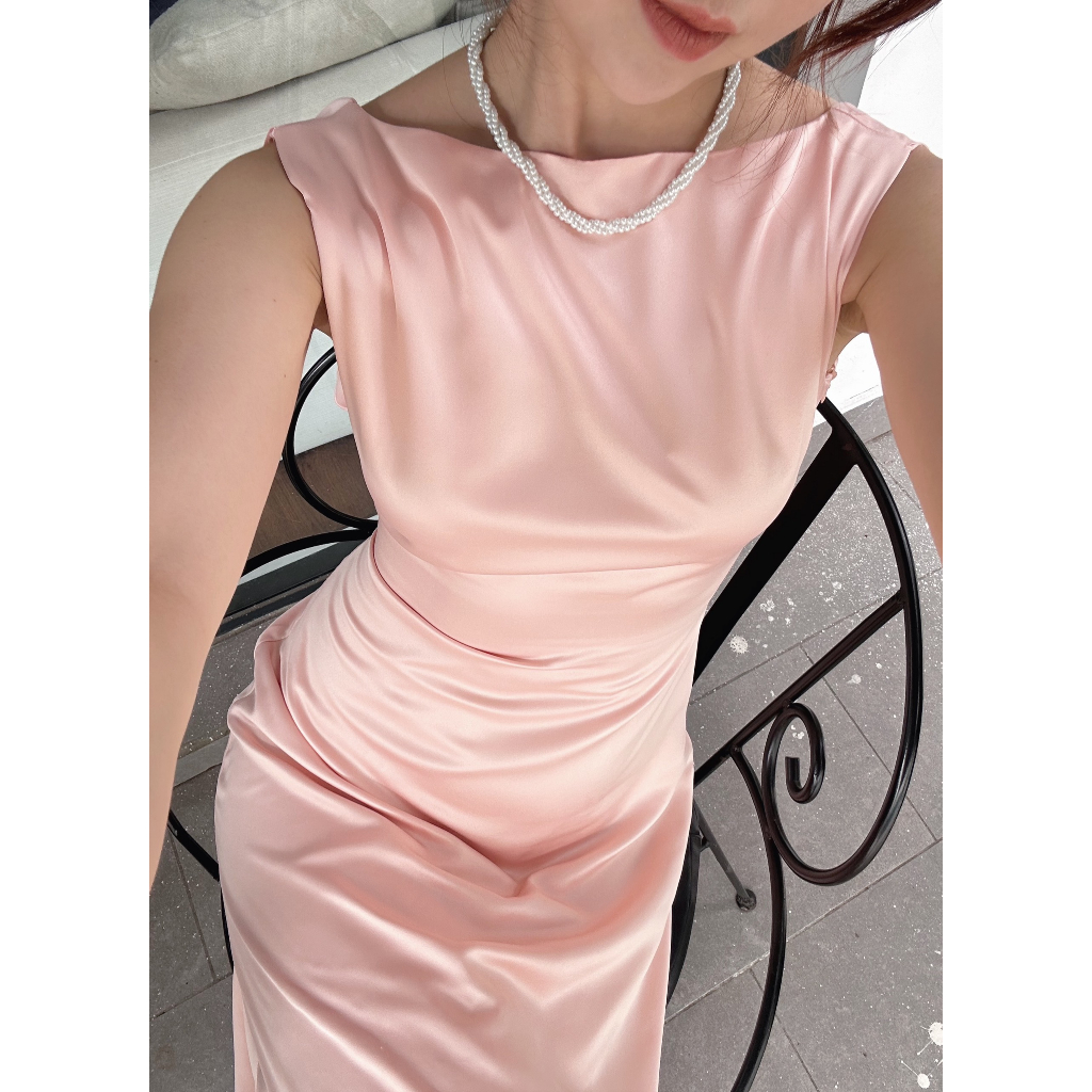 Đầm hồng lưng đổ Aci Dress Gem Clothing SP060358