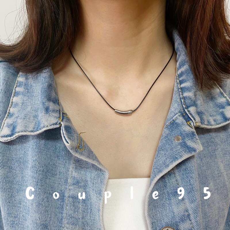 Vòng cổ bên nhỏ bên lớn