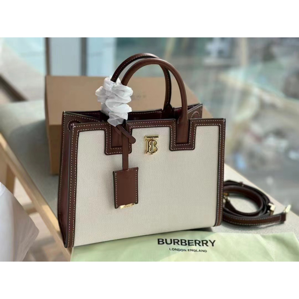 Túi xách Bur.be.ry tote size 23cm màu trắng