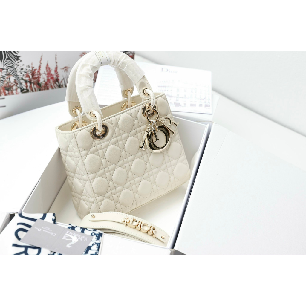 Túi Xách Di.O lady size 20cm tag vàng da lì màu trắng