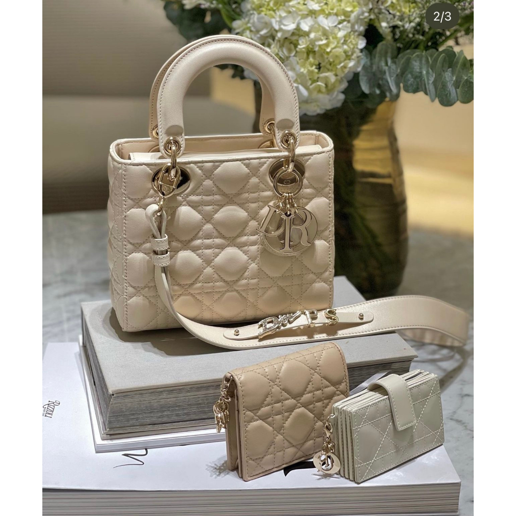 Túi Xách Di.O lady size 20cm tag vàng da lì màu trắng