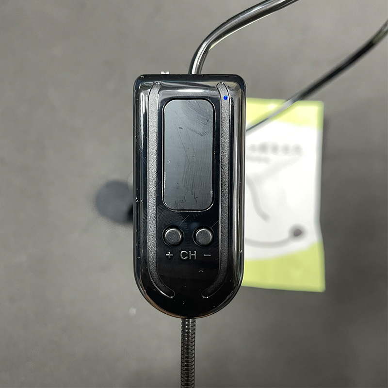 Mic không dây đa năng bắt sóng FM cho máy trợ giảng sử dùng sóng đài FM rất dễ sử dụng