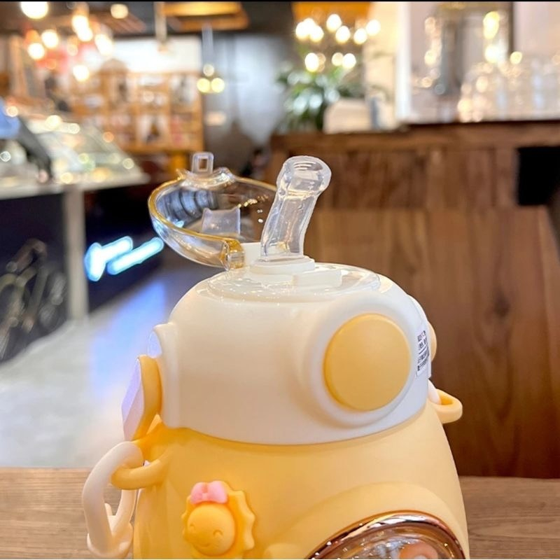 Bình nước giữ nhiệt 700ML INOX 316, bình giữ nhiệt cho bé có dây đeo tặng kèm sticker 2D, 3D, bộ rửa bình B12