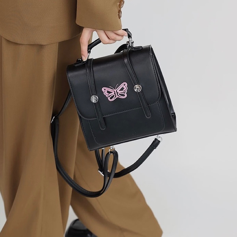 Balo mini màu đen họa tiết Butterfly
