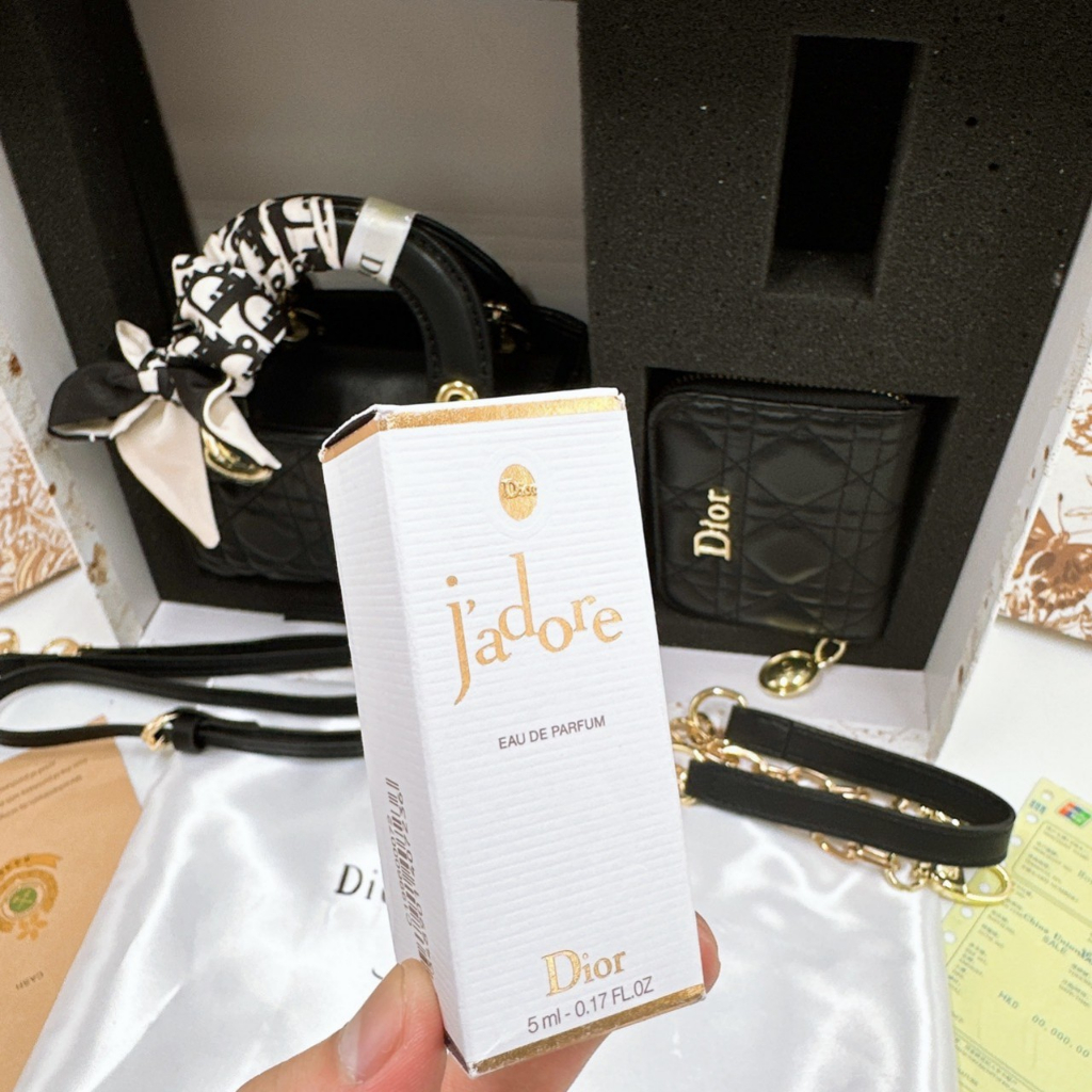 Túi Dior VIP SPSL siêu COMBO cực xịn kèm NƯỚC HOA mini màu đen - Shop Lynh