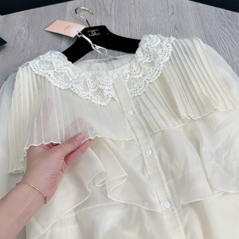 Set áo ren tiểu thư tay loe tầng mix chân váy tầng phối ren