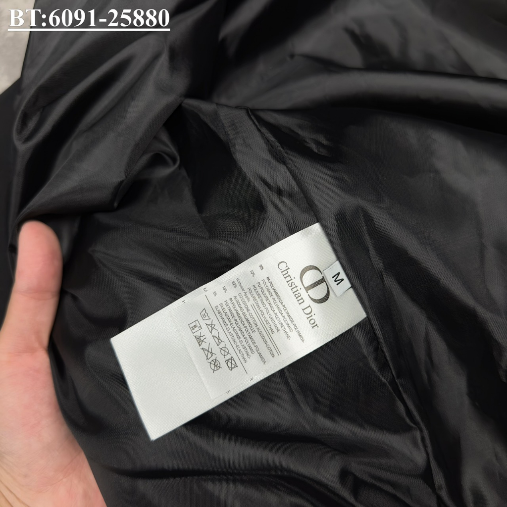 Áo Khoác GIÓ Đì O Họa Tiết Thêu LOGO Sau Lưng Mix Khóa Kéo Mẫu HOT