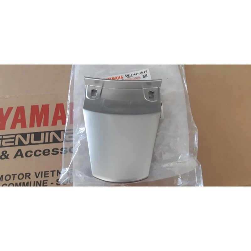 Mu rùa (Ốp đuôi) Mio 2004 - 2006 Yamaha - Bạc