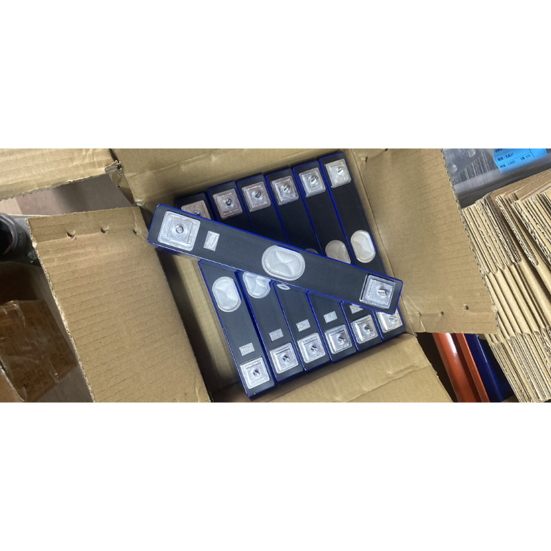 Pin Li - ion 3.7v 51Ah - 66.2Ah-  93Ah - 117Ah -169Ah chính hãng CATLmới 100%