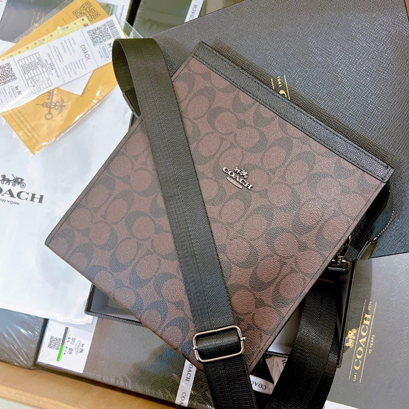 Túi đeo chéo Coach Gotham Slim Fullbox Seal