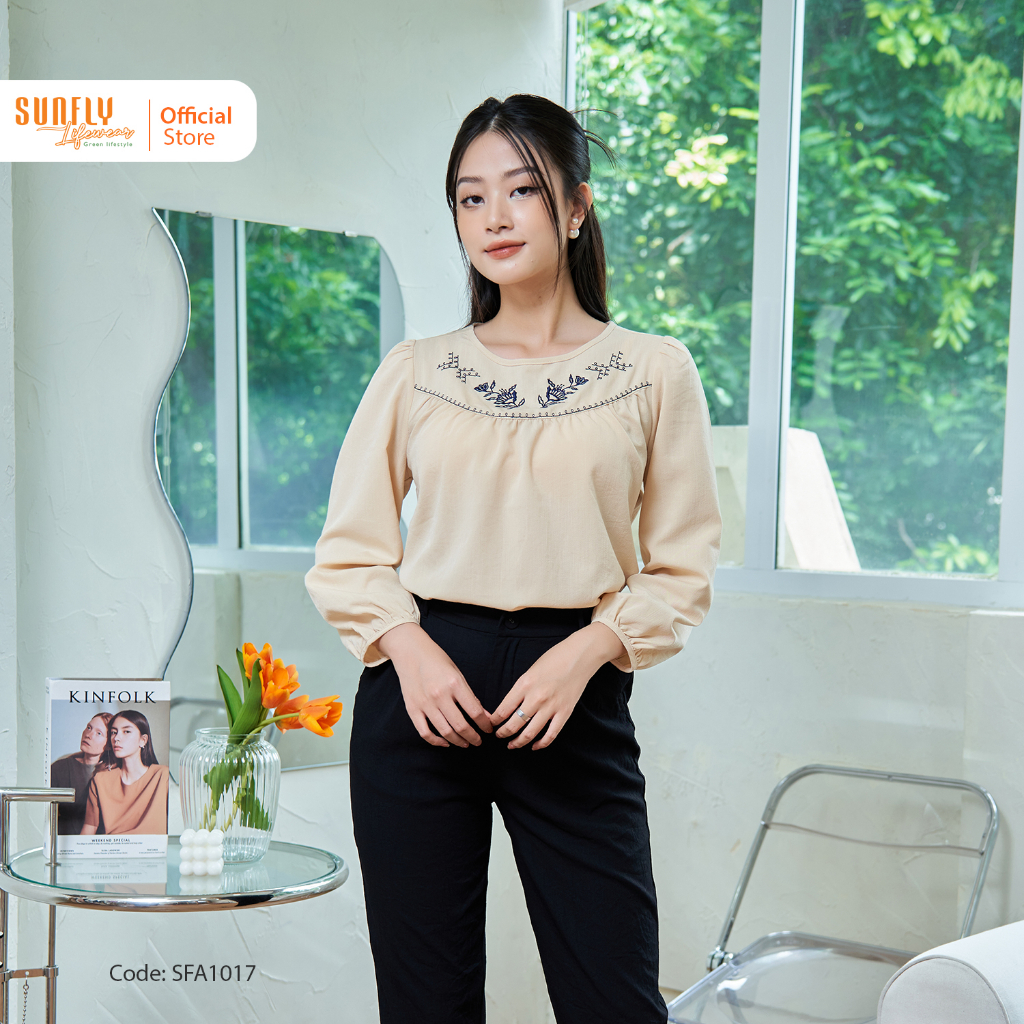 Áo Nữ Linen Thun SUNFLY Thêu Cổ Ngọt Ngào, Thanh Lịch SFA1017