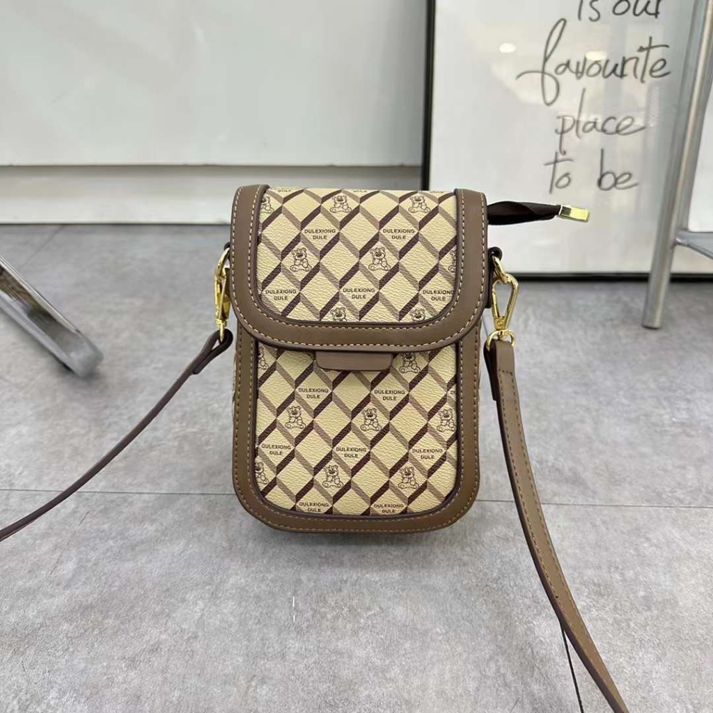 Túi đeo chéo nữ đựng điện thoại da mềm họa tiết logo monogram thời trang vintage đẹp 1259