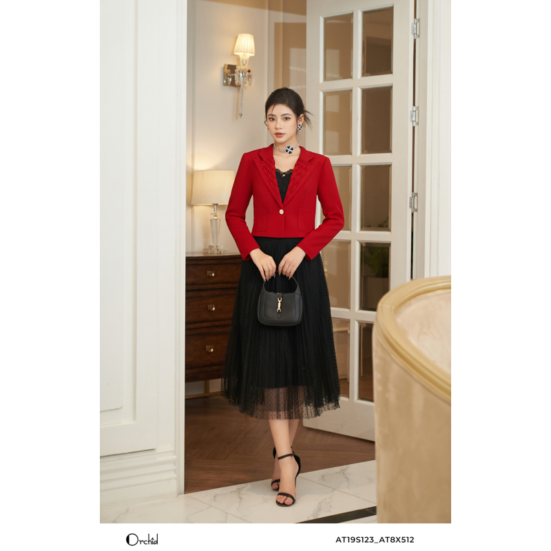 Áo vest nữ dáng ngắn twill silk đỏ phối túi Orchid - AT19S123